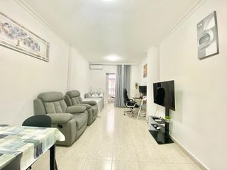 Rent Apartment in Avenida Habaneras - Curva de Palangre. Iexclalquiler desde agosto 2026 para todo el antildeo!te present
