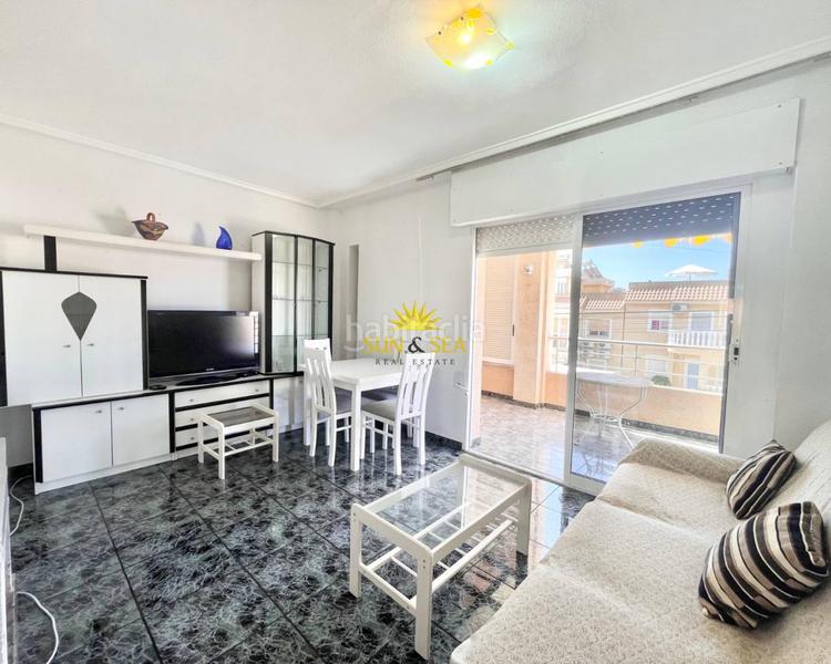 Foto cdf28d43-e678-47e1-b1c3-316f31290170. Alquiler apartamento iexcldisponible desde septiembre para todo el antildeo!te presentamos este amplio apartamento en alquiler de larga duracioacuten, en Torrevieja