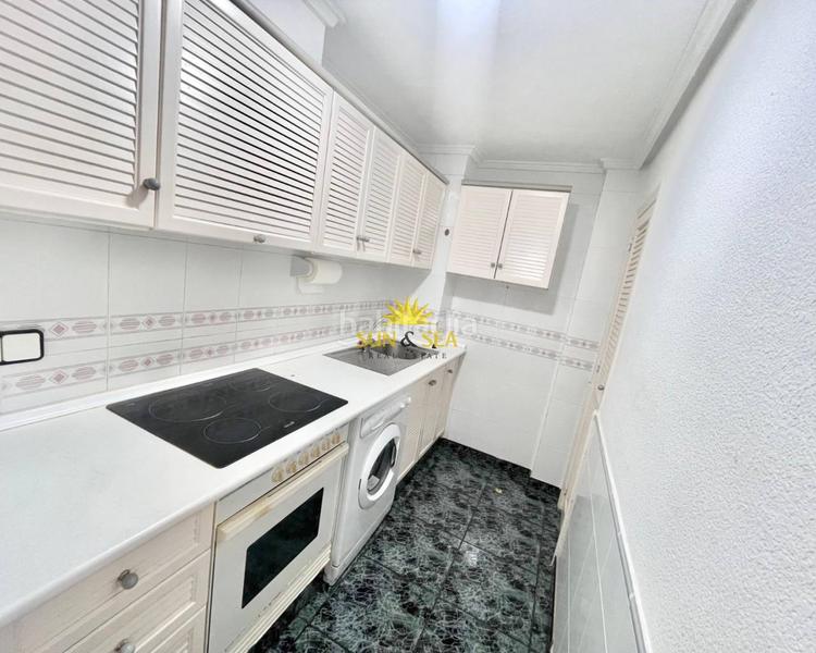 Foto df05a802-50cb-4e1d-95e8-b9f471b0aab9. Alquiler apartamento iexcldisponible desde septiembre para todo el antildeo!te presentamos este amplio apartamento en alquiler de larga duracioacuten, en Torrevieja