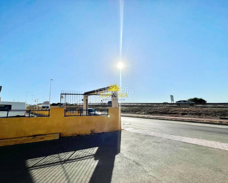 Foto 55f9a909-fee3-44db-a14d-d0d9b1d8c442. Lloguer estudi amb calefacció piscina a Cañada del Molino Torrevieja
