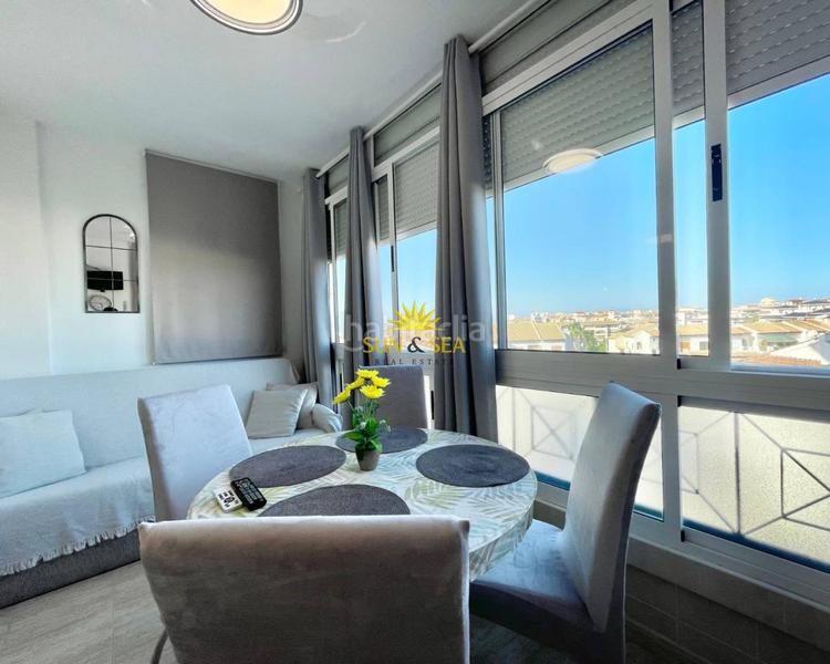 Foto 8ffbec66-0d0d-4a8d-bb1a-078de611ff13. Rent studio with heating pool in Cañada del Molino Torrevieja