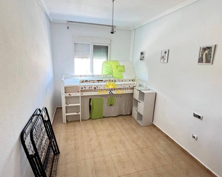 Foto 57cfcb47-c4ef-4e8b-a179-ad8d3a386395. Apartament amb calefacció a Los Almendros Orihuela