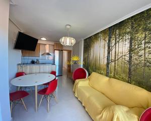 Rent Penthouse in Torre de la Horadada. Iexclalquiler desde septiembre hasta junio!te presentamos este e