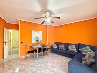 Rent Penthouse in Antonio Machado. Iexclalquiler desde 1 de septiembre hasta 30 de junio!te present