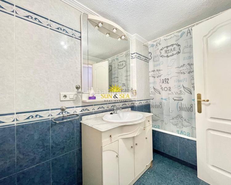 Foto ce46f9c3-8790-42d2-82b1-5ce2845cc8f4. Location appartement avec chauffage dans El Acequión Torrevieja