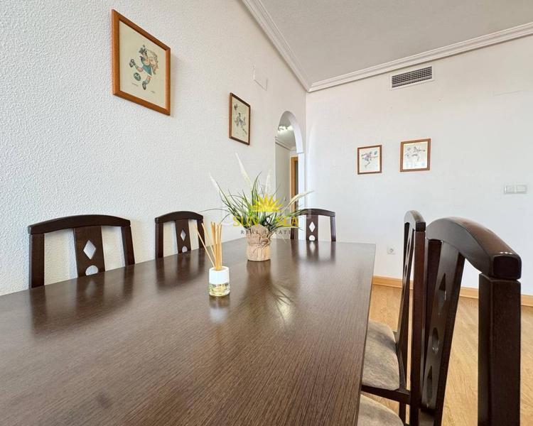 Foto 81dea153-5b78-41a5-8860-5c4e550d9b19. Apartamento vivienda en venta !te presentamos esta amplia vivienda en venta ubicada en una de las zonas maacutes demandadas de to en Torrevieja