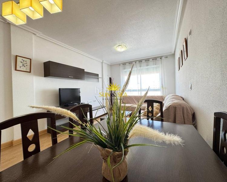 Foto a0372a77-0b91-4f73-b7b2-0945f823364b. Apartamento vivienda en venta !te presentamos esta amplia vivienda en venta ubicada en una de las zonas maacutes demandadas de to en Torrevieja