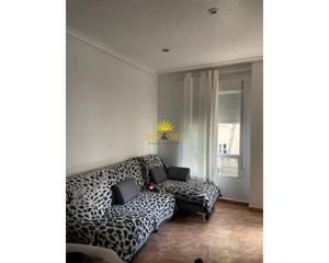 Location Appartement à San Pedro del Pinatar. Disponible desde septiembre hasta juniote presentamos este apart
