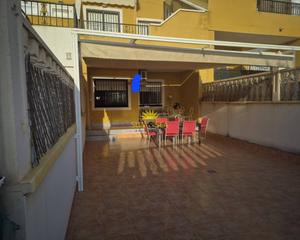 Lloguer Casa a Los Arenales del Sol. Iexclalquiler disponible desde septiembre hasta junio!te present