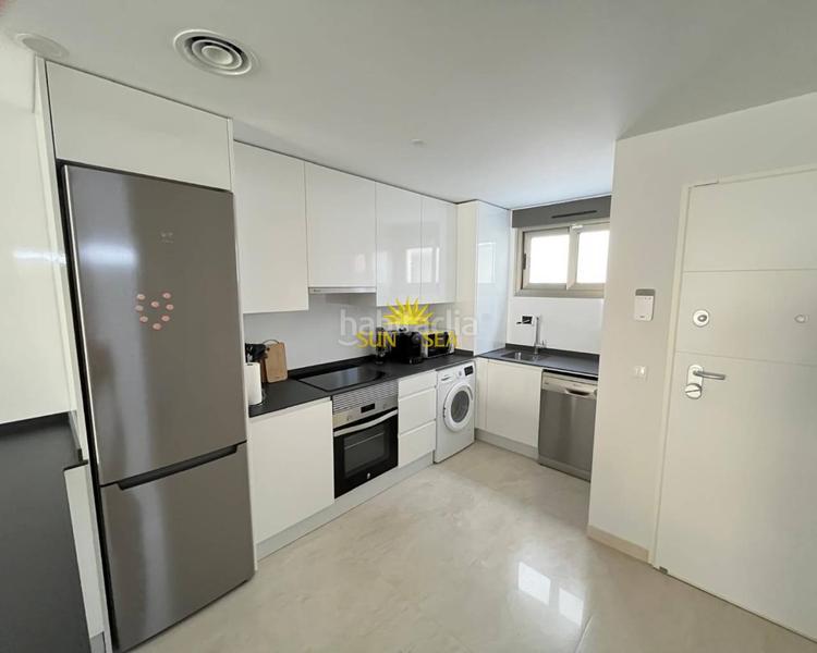 Foto 4a83170d-beeb-415d-8eb7-eb69c4d82ef3. Location appartement avec chauffage parking piscine dans Alcázares (Los)