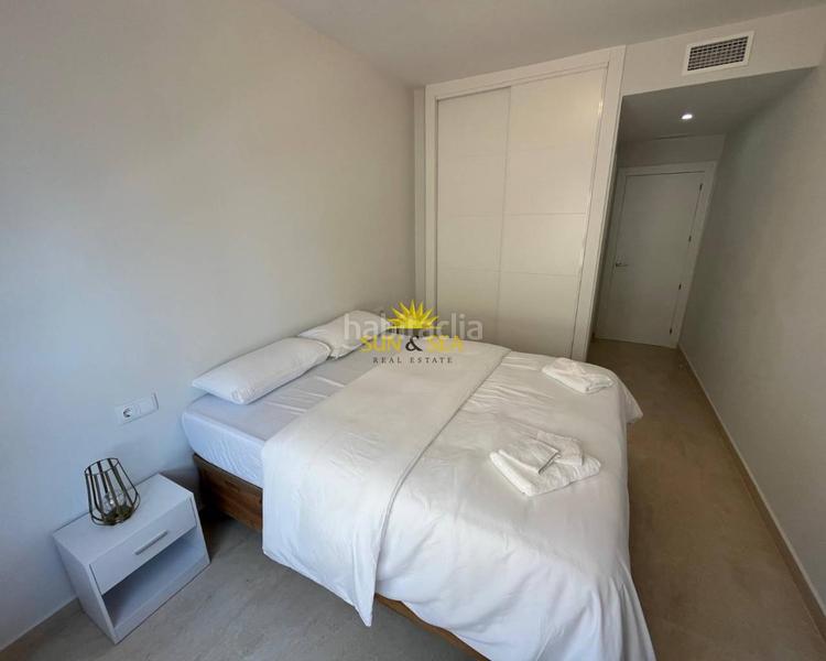 Foto c447e786-a3f9-48f2-8ddc-1fd295b8e2fc. Location appartement avec chauffage parking piscine dans Alcázares (Los)