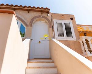 Lloguer Àtic a Calas Santa Pola Este. Iexcldisponible de septiembre a junio!te presentamos este acoged
