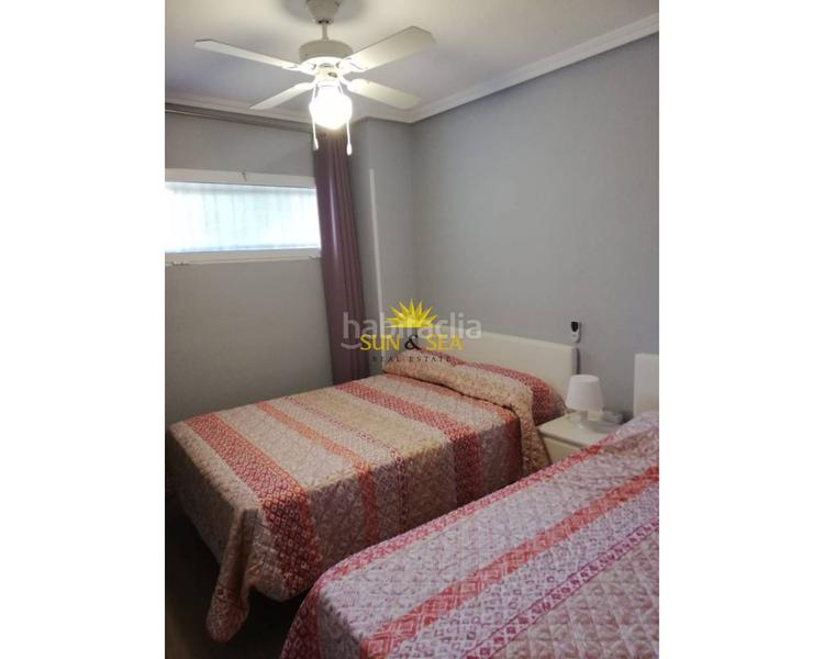 Foto 5e5dfd5e-d90a-46e9-8f4d-4363cef71ec8. Alquiler apartamento iexcldisponible desde octubre hasta mayo!te presentamos este amplio y coacutemodo piso ideal para pasar la temporada en un entorno en Alicante