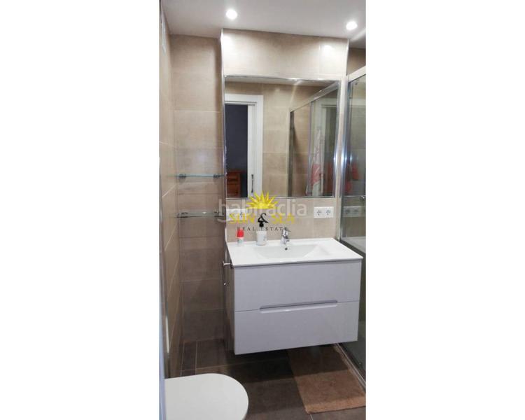 Foto e2f592de-f1ce-4ff7-8f84-44bd71d50331. Alquiler apartamento iexcldisponible desde octubre hasta mayo!te presentamos este amplio y coacutemodo piso ideal para pasar la temporada en un entorno en Alicante
