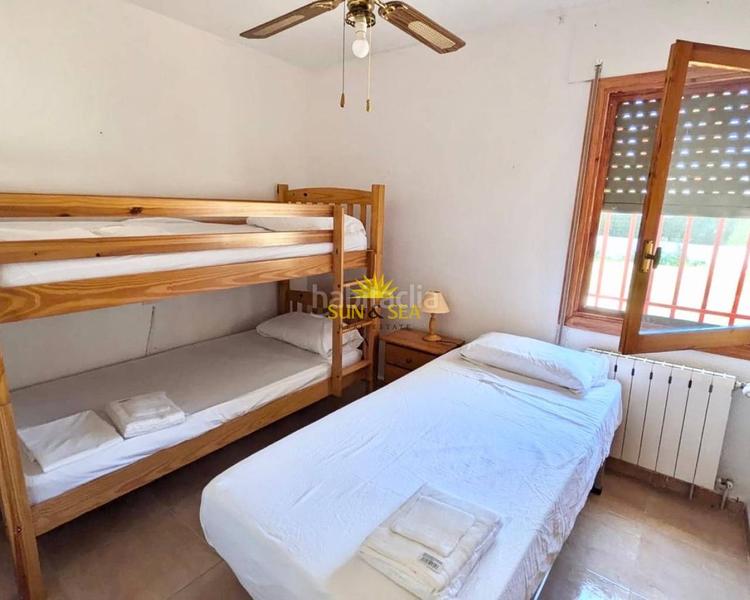 Foto 9a5f7c93-804b-4e25-9f4a-d7ac5dcbba54. Alquiler chalet disponible desde septiembre hasta juniote presentamos este estupendoampnbspchalet independiente, perfecto para quienes buscan ampl en San Javier