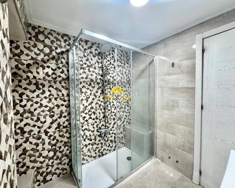 Foto 82e84be9-9188-4928-aa48-d5b1dcb371a5. Miete appartement mit heizung in Reina Victoria - Miguel Hernández Elche / Elx