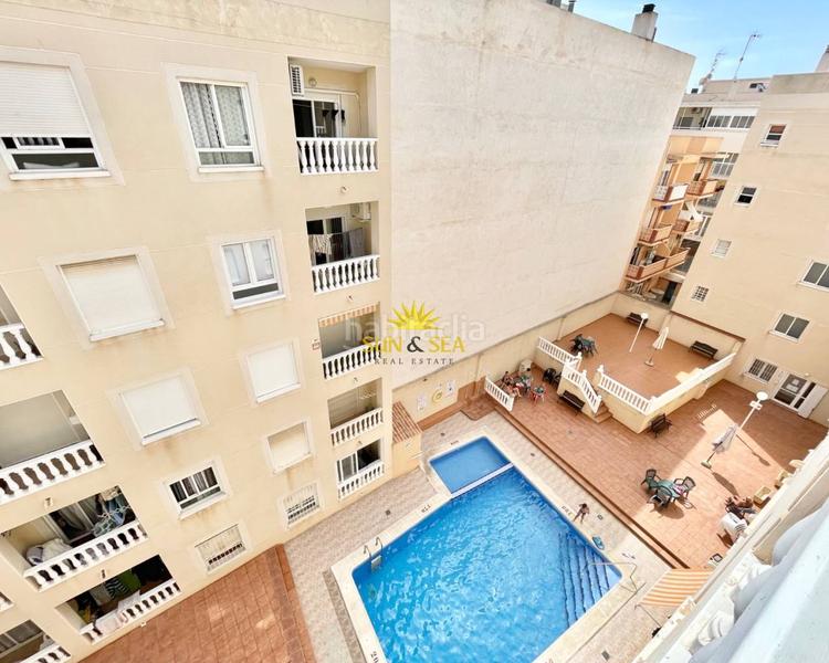 Foto ae0f47f9-8f93-42a4-8ba6-12d11827f63b. Lloguer àtic amb calefacció piscina a Zona Playa de los Locos Torrevieja