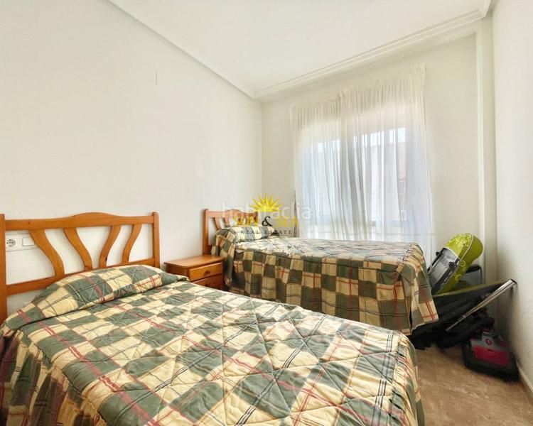 Foto c379fdd2-60c6-4d07-8917-7018fd2726be. Rent penthouse with heating pool in Zona Playa de los Locos Torrevieja