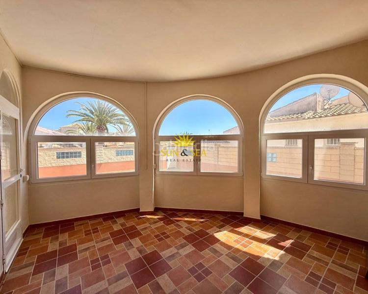 Foto 45ac08f5-069f-41ad-9bc7-a99dbd34be7a. Chalet avec chauffage parking piscine dans La Florida Orihuela