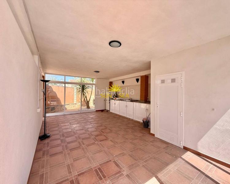 Foto f3112cae-eccf-4d7a-ab65-996e153c2e64. Chalet avec chauffage parking piscine dans La Florida Orihuela