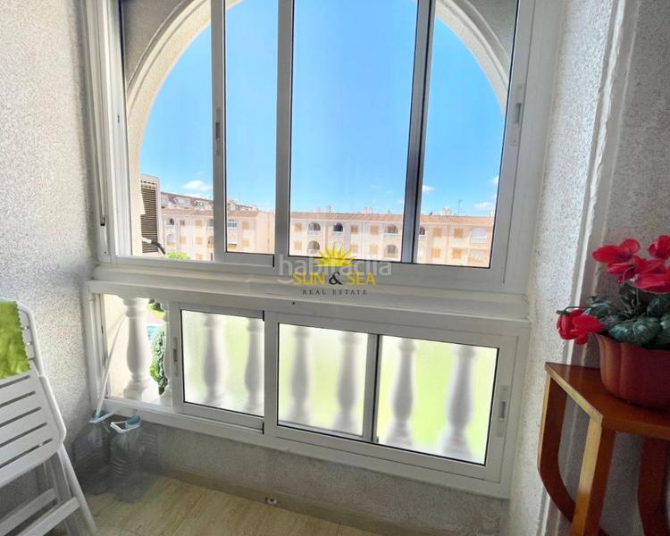 Foto 87b101b3-2cc9-4045-88b4-68906b1e943e. Location appartement avec chauffage parking piscine dans Torrevieja