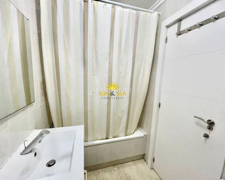Foto 4909b7a1-b61b-4691-bce3-590a2b641765. Rent flat with heating parking pool in El Acequión Torrevieja