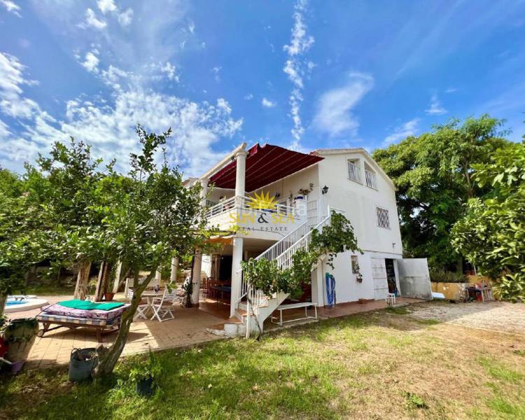 Foto 04679ec0-2edc-4147-af87-05461dd94006. Lloguer casa amb calefacció aparcament piscina a Torrevieja