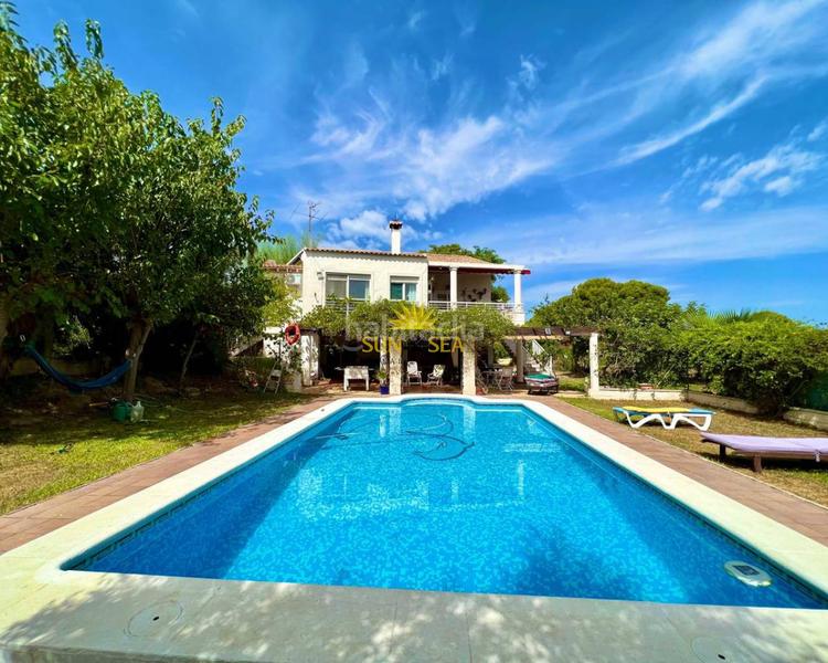 Foto a19a925e-fb78-44f5-9821-9acdb4f3f86e. Lloguer casa amb calefacció aparcament piscina a Torrevieja