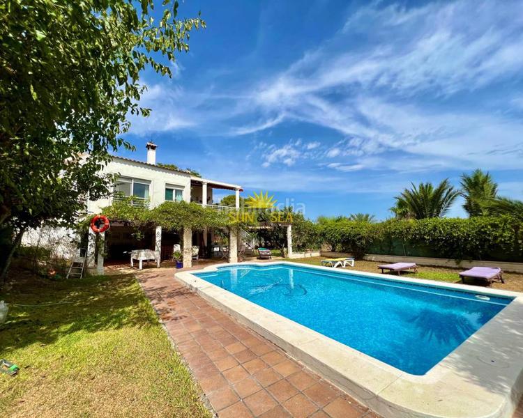 Foto d5568b9d-3a16-4f62-b27a-783dda9f98e0. Lloguer casa amb calefacció aparcament piscina a Torrevieja