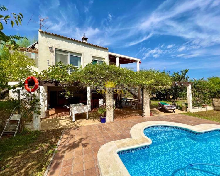 Foto bc172acb-ef71-4d1c-bc4b-79f2e01b7bd5. Rent house with heating parking pool in Los Balcones-Los Altos Torrevieja