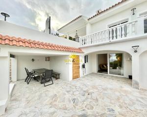 Location Rez-de-chaussée à Pueblo Español-Coveta Fumá. Iexclalquiler disponible desde ya para todo el antildeo!te prese