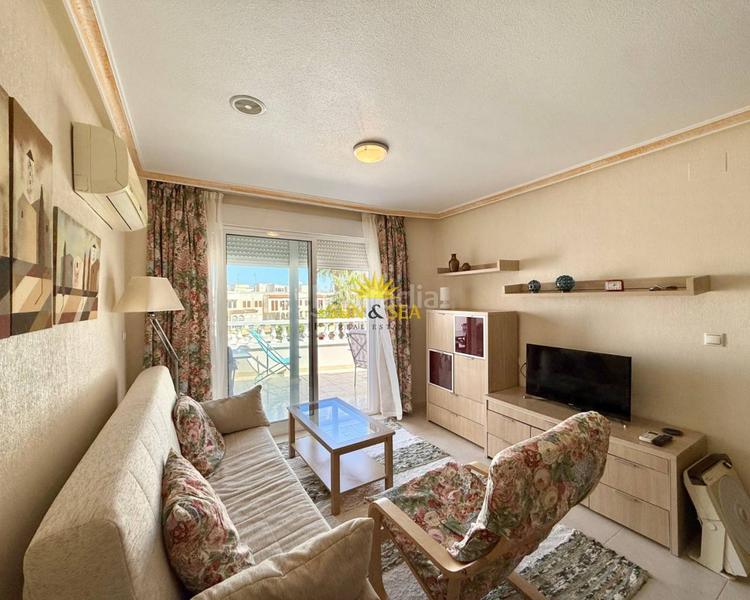 Foto a5470930-f379-4916-9e5b-fd10700d041b. Location attique avec chauffage dans Avenida Habaneras - Curva de Palangre Torrevieja