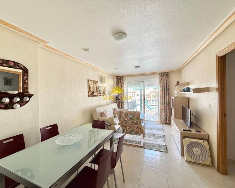 Foto 964b8af4-e571-4b13-b73a-2f5632938d22. Rent penthouse with heating in Avenida Habaneras - Curva de Palangre Torrevieja