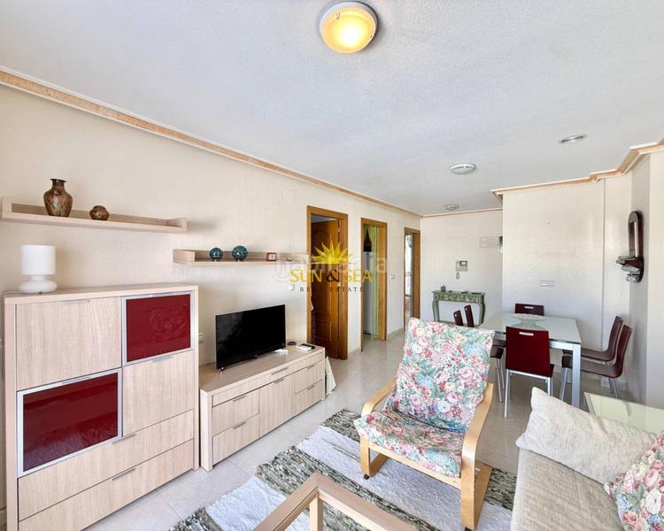 Foto c3acc47a-a69b-4c78-91be-d51736603cca. Rent penthouse with heating in Avenida Habaneras - Curva de Palangre Torrevieja