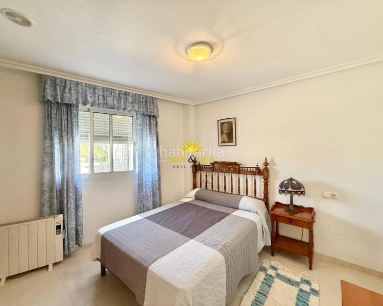 Foto cafc9fd7-a29b-4b23-a66e-3f1dbd23eb93. Rent penthouse with heating in Avenida Habaneras - Curva de Palangre Torrevieja