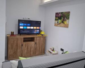 Location Appartement à Centro - Muelle Pesquero. Iexclalquiler disponible desde abril para todo el antildeo!en pl
