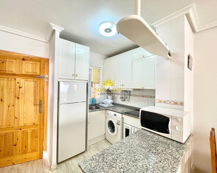 Foto a04c41a3-4b9f-4a39-a140-db989bd4ed8d. Location appartement avec chauffage parking piscine dans Torrevieja