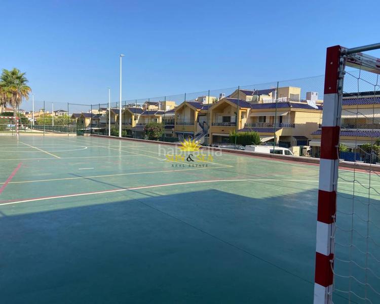 Foto 8bd3b1e7-c0fb-44f3-81eb-e6078f06674c. Rent semi detached house with heating pool in Novamar - Mediterráneo Santa Pola