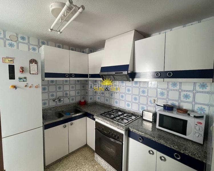 Foto 40432dc4-9dea-4464-8ef7-731287e75d1e. Alquiler piso iexclalquiler disponible desde ya hasta junio!te presentamos este luminoso apartamento en alquiler alicante, situado en Santa Pola