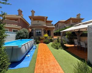 Miete Chalet in Los Urrutias. Iexclalquiler disponible desde octubre hasta mayo!este encantado