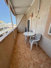 Miete Etagenwohnung in Avenida Habaneras - Curva de Palangre. Iexclalquiler disponible desde el 9 de octubre hasta el 31 de ma