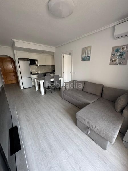 Foto 6438d56e-012a-42de-b2d4-26778b82e7bf. Miete etagenwohnung mit heizung pool in Avenida Habaneras - Curva de Palangre Torrevieja