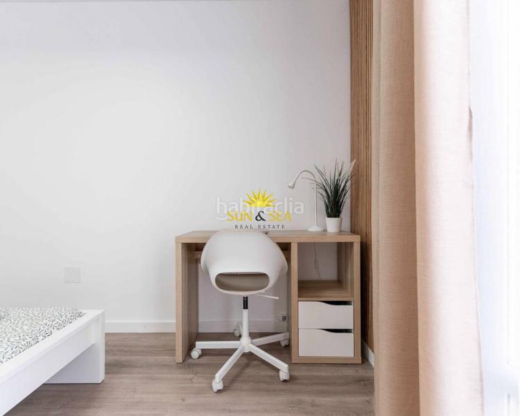 Foto f09fd95c-b8df-460b-a70c-562e7a025d25. Rent flat with heating pool in Zona los Frutales Torrevieja