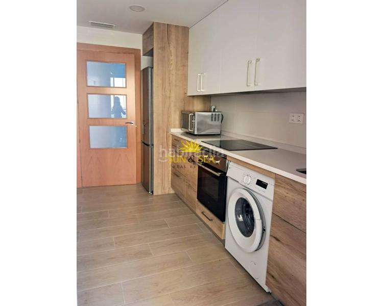 Foto 465c6d11-121e-4fc8-8b04-9a4f1ad407b1. Lloguer pis amb calefacció a Campoamor Alicante