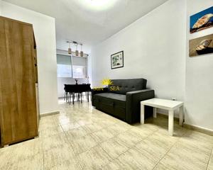 Lloguer Pis a Avenida Habaneras - Curva de Palangre. Iexclalquiler disponible desde ya hasta mayo!este luminoso apart