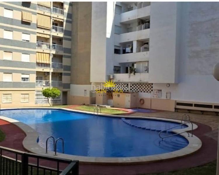 Foto 3a72482a-9433-462d-878a-1f9fcdac0240. Lloguer àtic amb calefacció piscina a Avenida Habaneras - Curva de Palangre Torrevieja