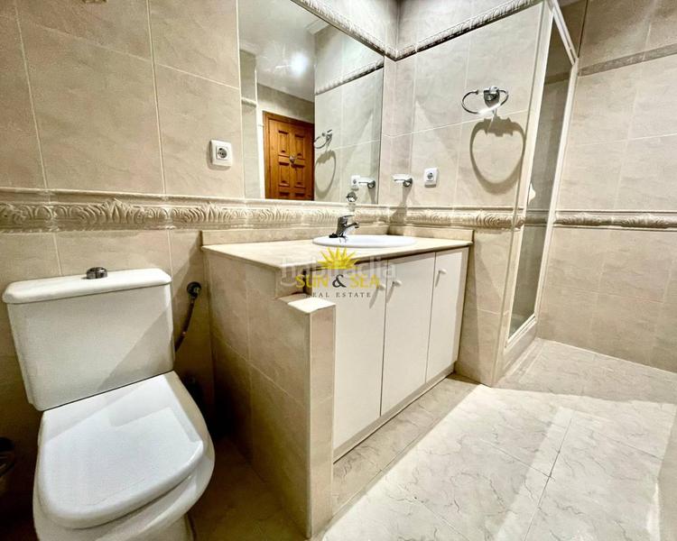 Foto e94bcb4f-1b16-446c-a40d-eb8690fa9d8e. Lloguer pis amb calefacció aparcament a La Manga Club Cartagena