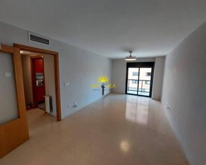 Alquiler Piso en Carolinas Altas. Iexclalquiler disponible desde ya para todo el antildeo!amplioam