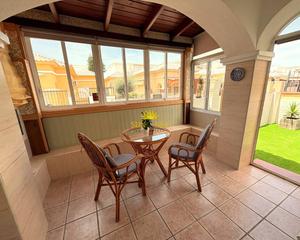 Location Chalet à Zona Carrefour - Urbanizaciones. Iexclalquiler desde ya hasta mayo!te presentamos esteampnbspenca