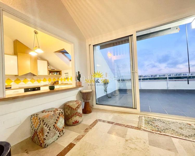Foto 60322a30-bf19-4179-9bd7-45273a42e055. Rent penthouse with heating parking pool in Campoamor Orihuela